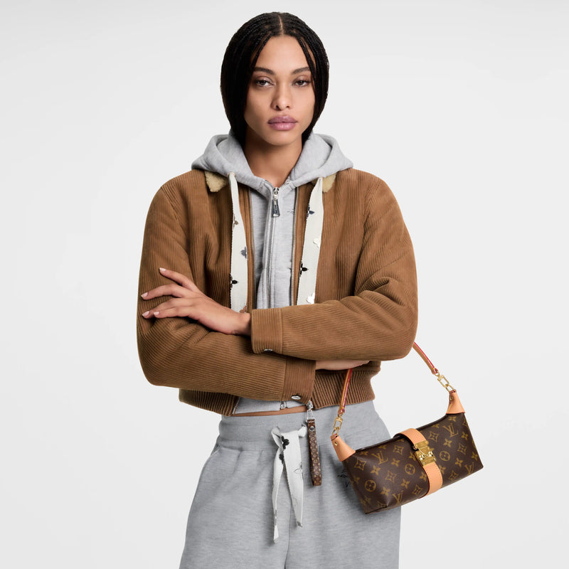 LV Pochette Mia