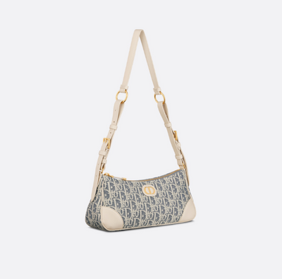 Dior  30 Montaigne Wanderlust Bag hover
