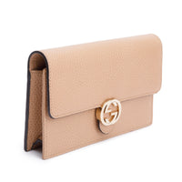 Gucci Interlocking GG Wallet – Beige Calfskin