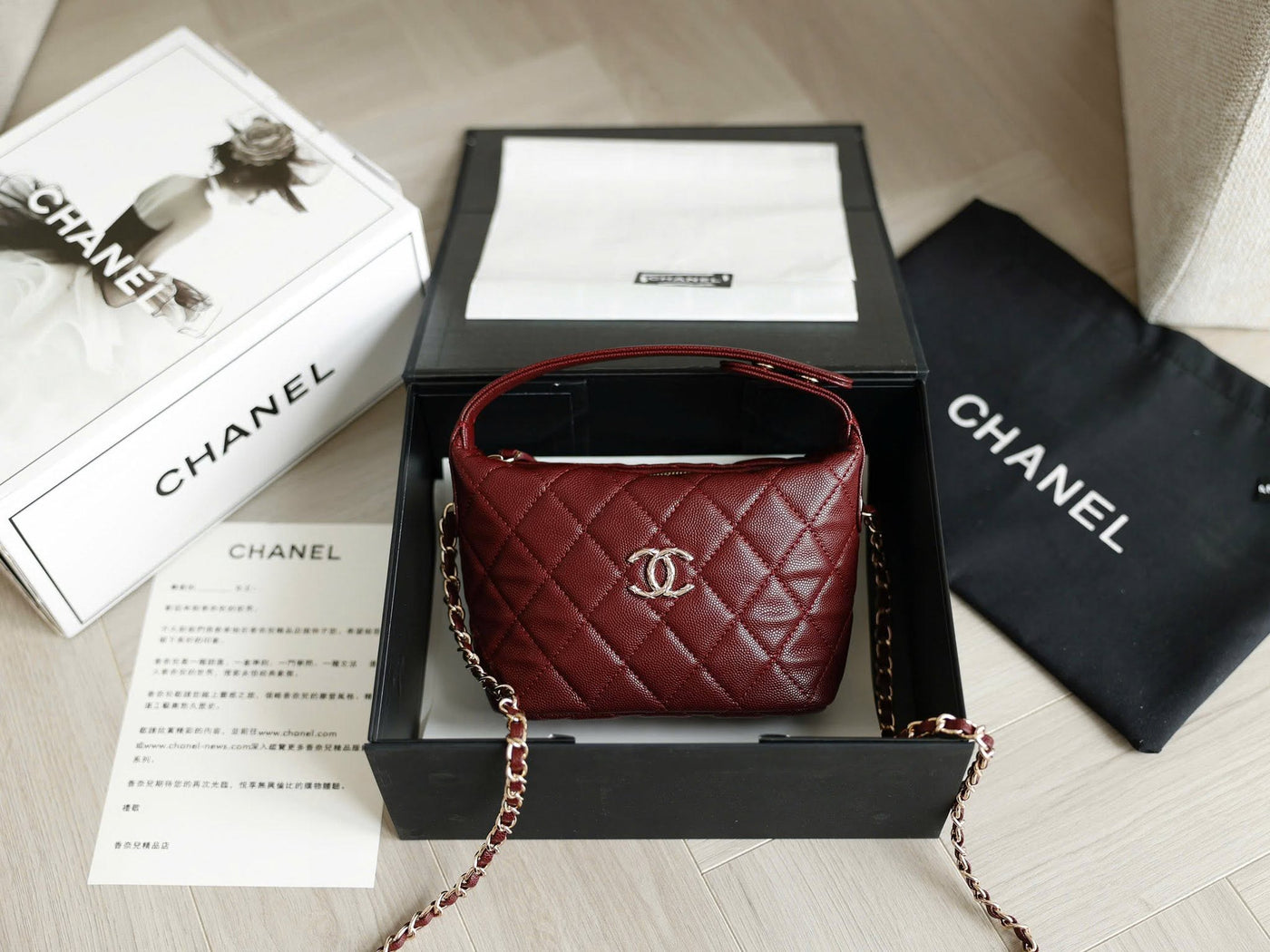 Chanel hobo clutch
