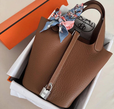 Hermès Picotin Lock 18 Craie Clemence hover