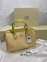 Coach – Rowan Crossbody Bag in Signature Canvas