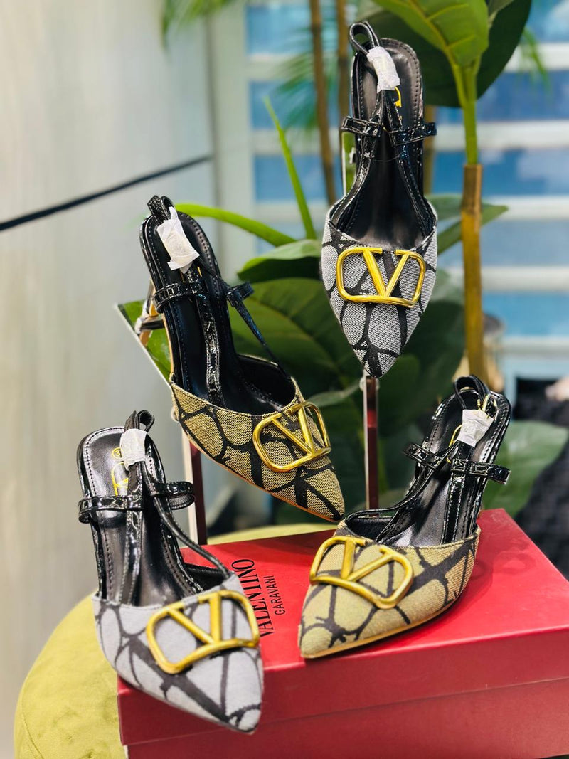 Valentino Heel